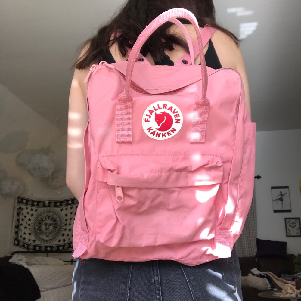 Pink standard Fjallraven Kanken backpack